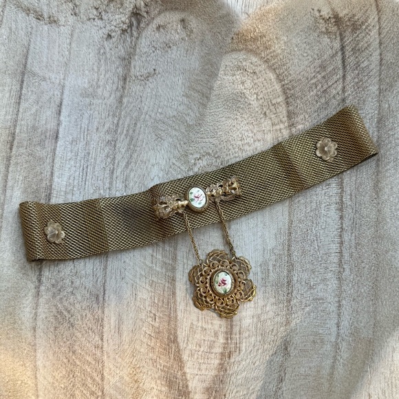 Vintage Gold Tone Mesh Choker Necklace With Dangling Charm Guilloche Enamel - Picture 1 of 11